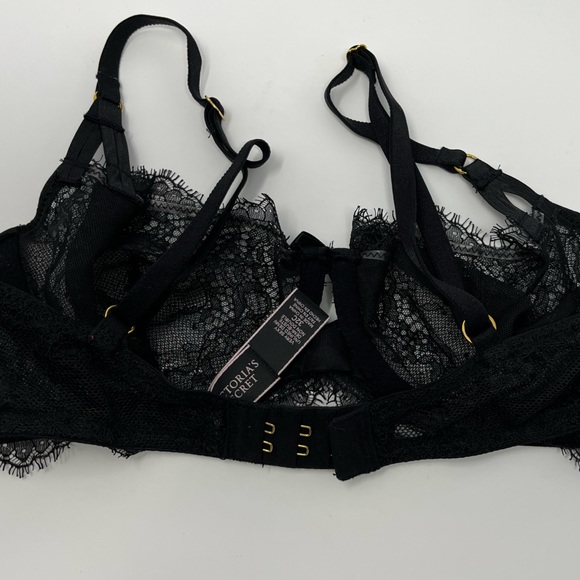 Victoria’s Secret black lace bra Size 32C underwire unlined - Picture 3 of 3